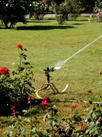 BAUER Kreis-und Sektorregner SB 82 im Rosarium Baden - 18.webp