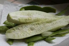 Luffa ohne Netz.webp