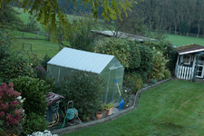 Langbeet_unten links_fertig mit Herbstputz_900.webp Langbeet_unten links_fertig mit Herbstputz_900.webp