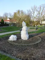 P1080845Eingepckte Staude.webp