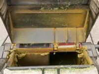 Gelbrost im Rasenmäher.webp