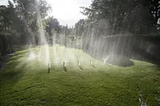 Sprühschlauch Wasserverteilung.webp