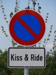 Kiss_and_ride.JPG