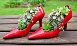 Rote Lackpumps.webp