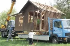 Gerteschuppenbau&Hüttentransport 064.webp