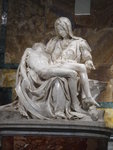 P1140224Petersdom Pieta.JPG