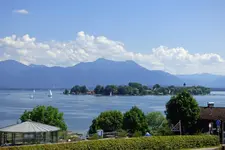 P1020207 Blick auf Frauenchiemsee.webp