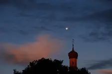 Mond-Kirche_0007.webp