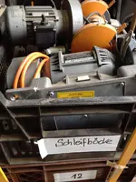 Mat-Kiste- Schleifbock_Schärfmaschine_Garage-B.jpg Mat-Kiste- Schleifbock_Schärfmaschine_Garage-B.jpg