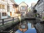 Wasserspiegelung in der Altstadt.jpg