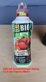 2022-05 Tomatendünger flüssig Metro.webp