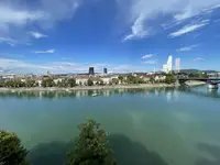 5ECA3C0F-CB26-4E05-B002-22E278E591E2.webp