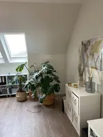 Alter Standort auf Regal an der rechten Wand.webp