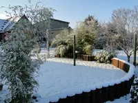 2009KW52_C094.webp