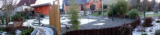 2009KW52_C0193.webp