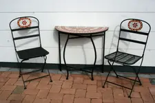 halbrunder Tisch mit 2 Stühlen_klein.webp