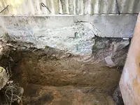 Kantenstein-Betonkeil.jpg Kantenstein-Betonkeil.jpg