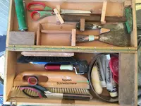 Werkzeug Tapezieren_Tapete_Dach-Zi_Dachboden.jpg