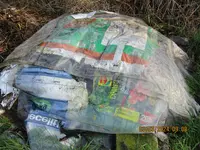 zum Abdecken nutze ich Plastesäcke der Nachbarn die Erde kaufen.webp