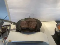 Staeks in geschniedeter Pfanne_01.webp