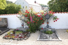 Elterngrab    0324.JPG