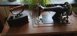 Nähmaschine.jpg
