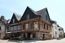 B-Auray1.webp