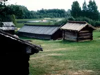 S-1982-7.webp