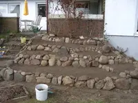 Steinbeet 23.04.2010 001.webp