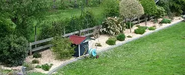 geschnetzeltes Beet Garten links_klein.webp
