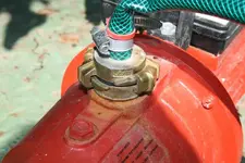 Anschluß Pumpe 2a.webp