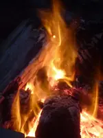 Feuerstimmung nach getaner Arbeit 020.webp