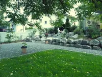 unterm Nussbaum zum bistro.webp