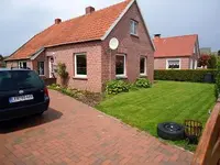 haus vorderansicht 10.webp