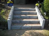 Terrasse Treppe fertig.webp